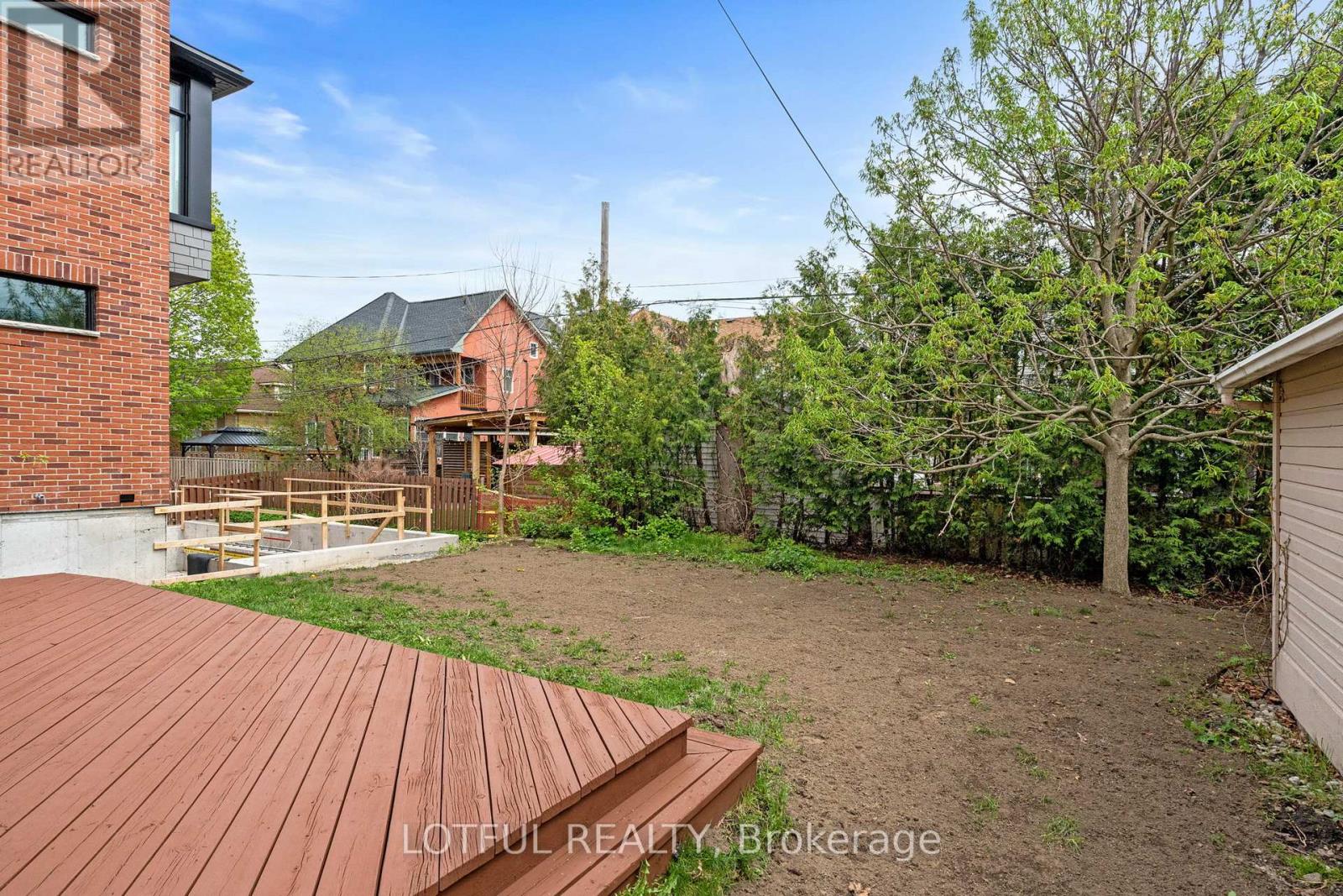 Photo 2 of 45 Hampton Avenue, Ottawa ON