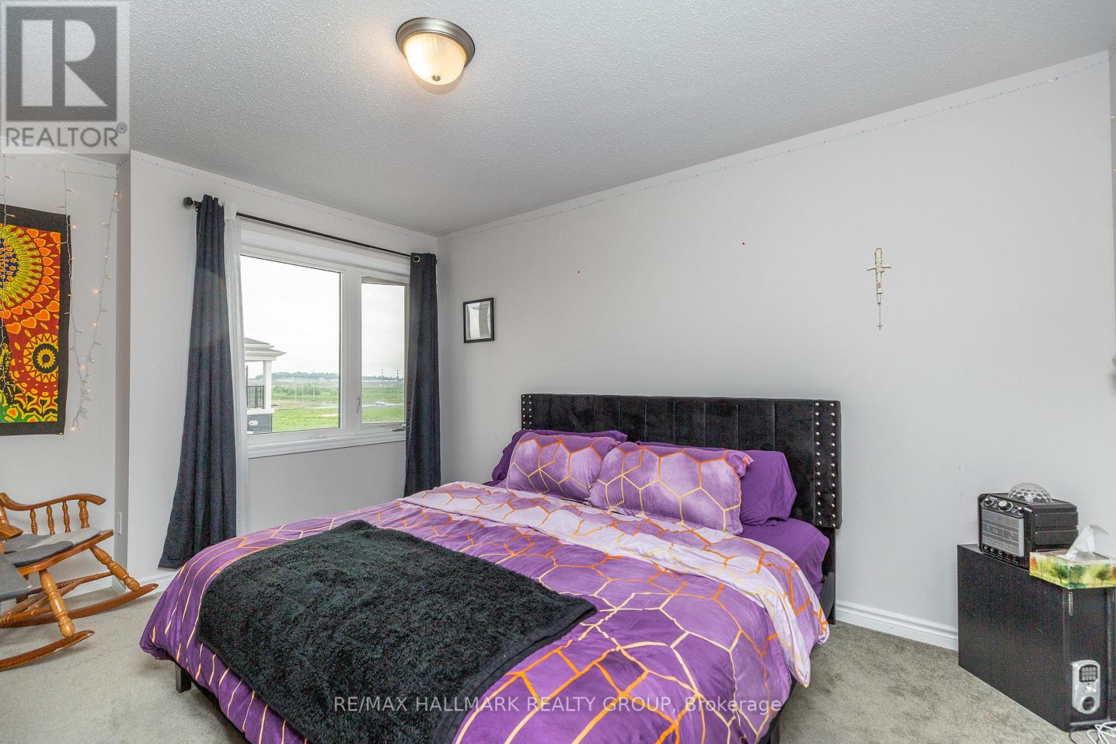 Photo 24 of 105 Walleye Private, Ottawa ON