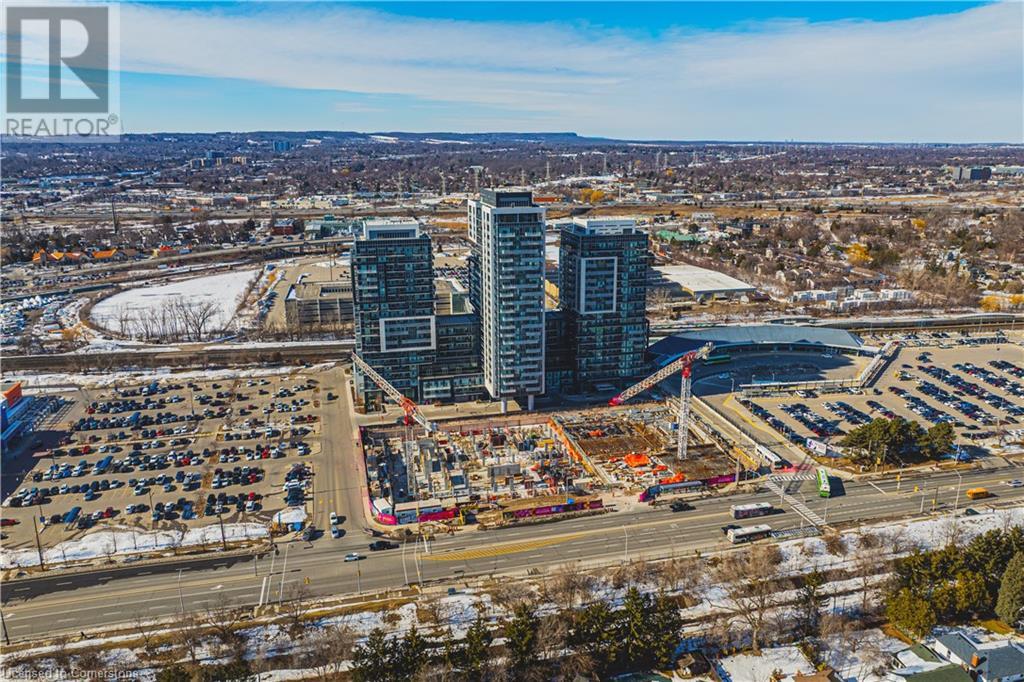 Photo 3 of 2093 Fairview Street Unit 2001, Burlington ON
