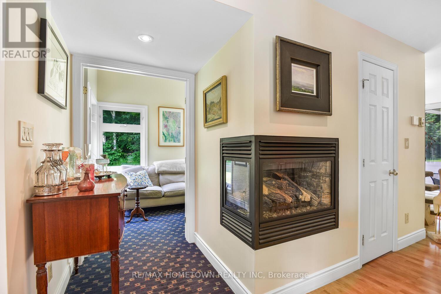 Photo 15 of 1326 Lily Bay Drive N, Elizabethtownkitley ON
