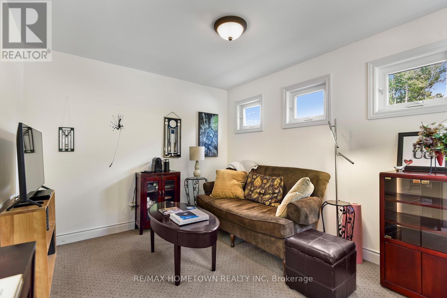 Photo 19 of 1326 Lily Bay Drive N, Elizabethtownkitley ON
