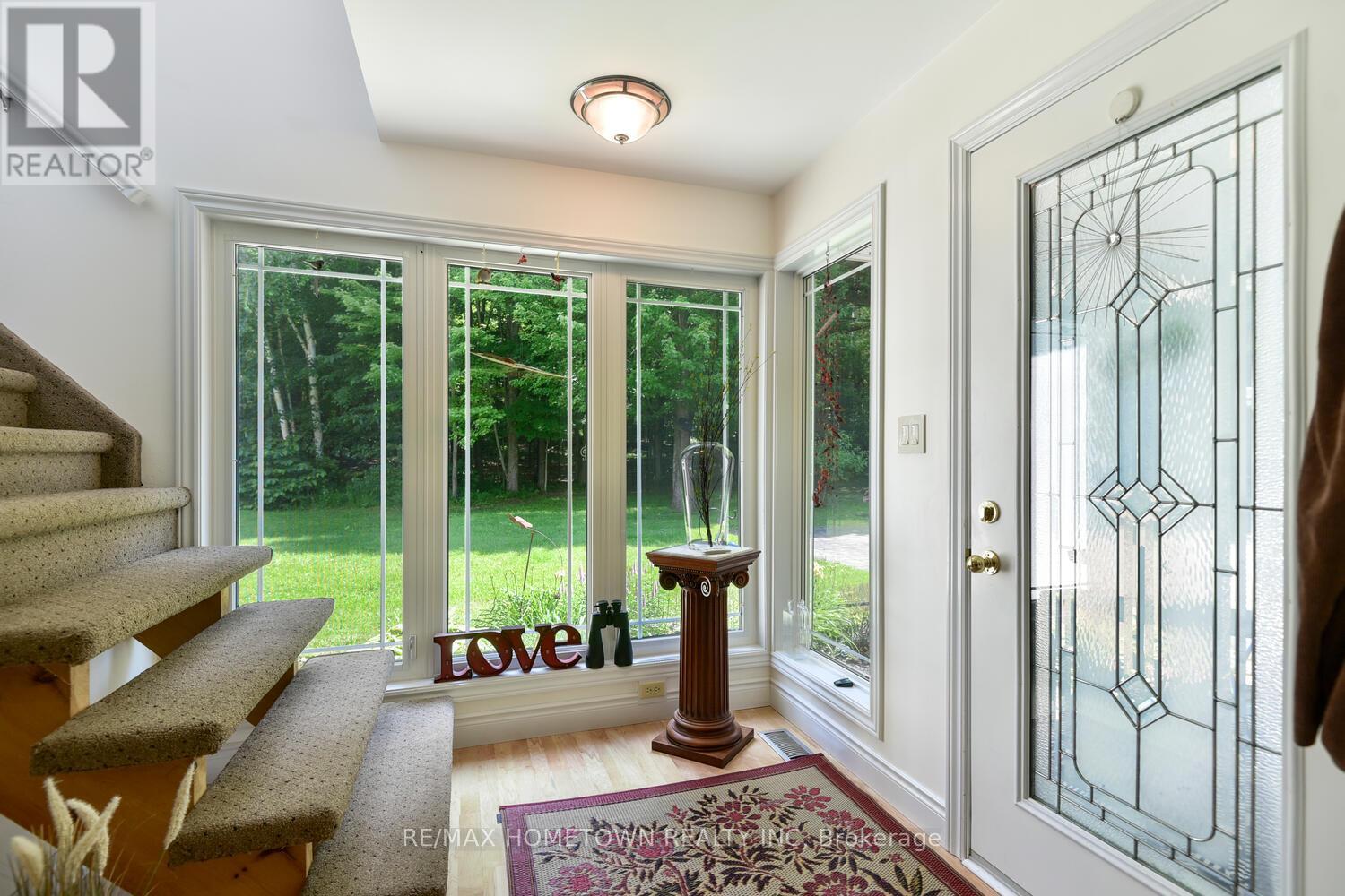 Photo 9 of 1326 Lily Bay Drive N, Elizabethtownkitley ON