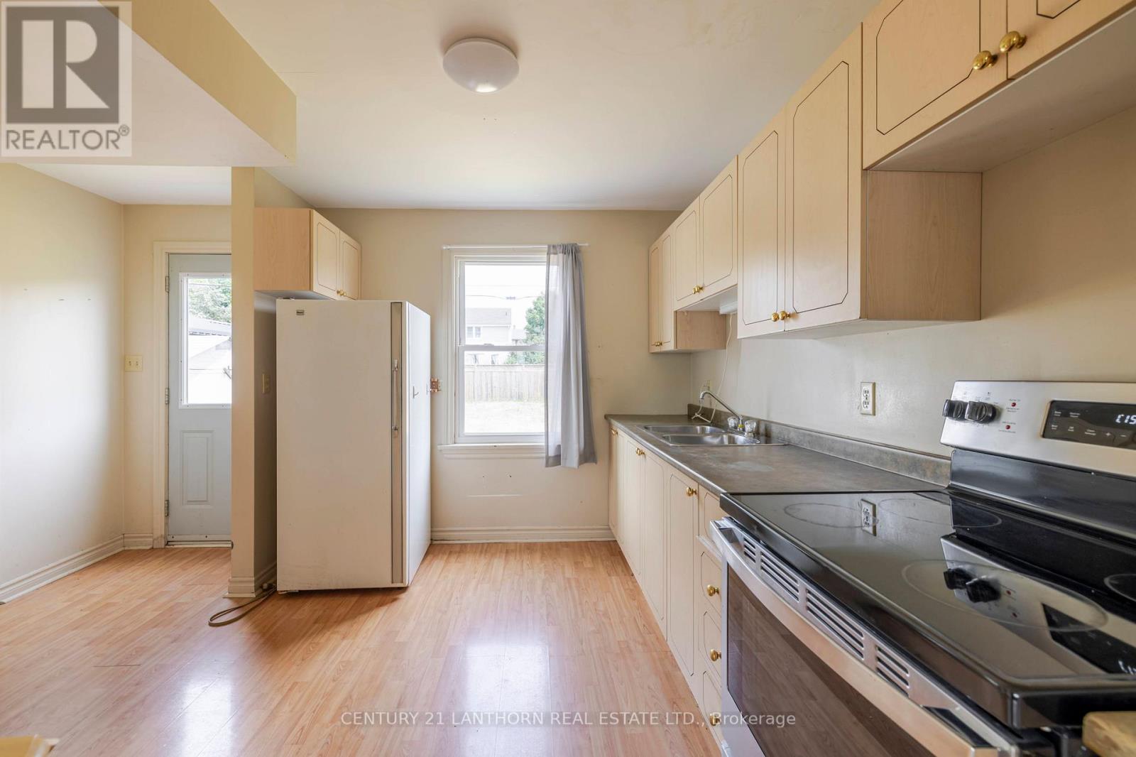 Photo 21 of 6 Inkerman Avenue, Prince Edward County ON