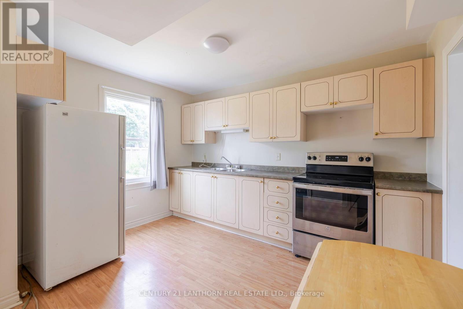 Photo 16 of 6 Inkerman Avenue, Prince Edward County ON