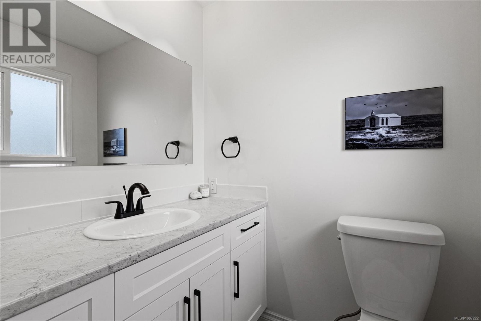 Photo 24 of 585 Tamarack Dr, Qualicum Beach BC