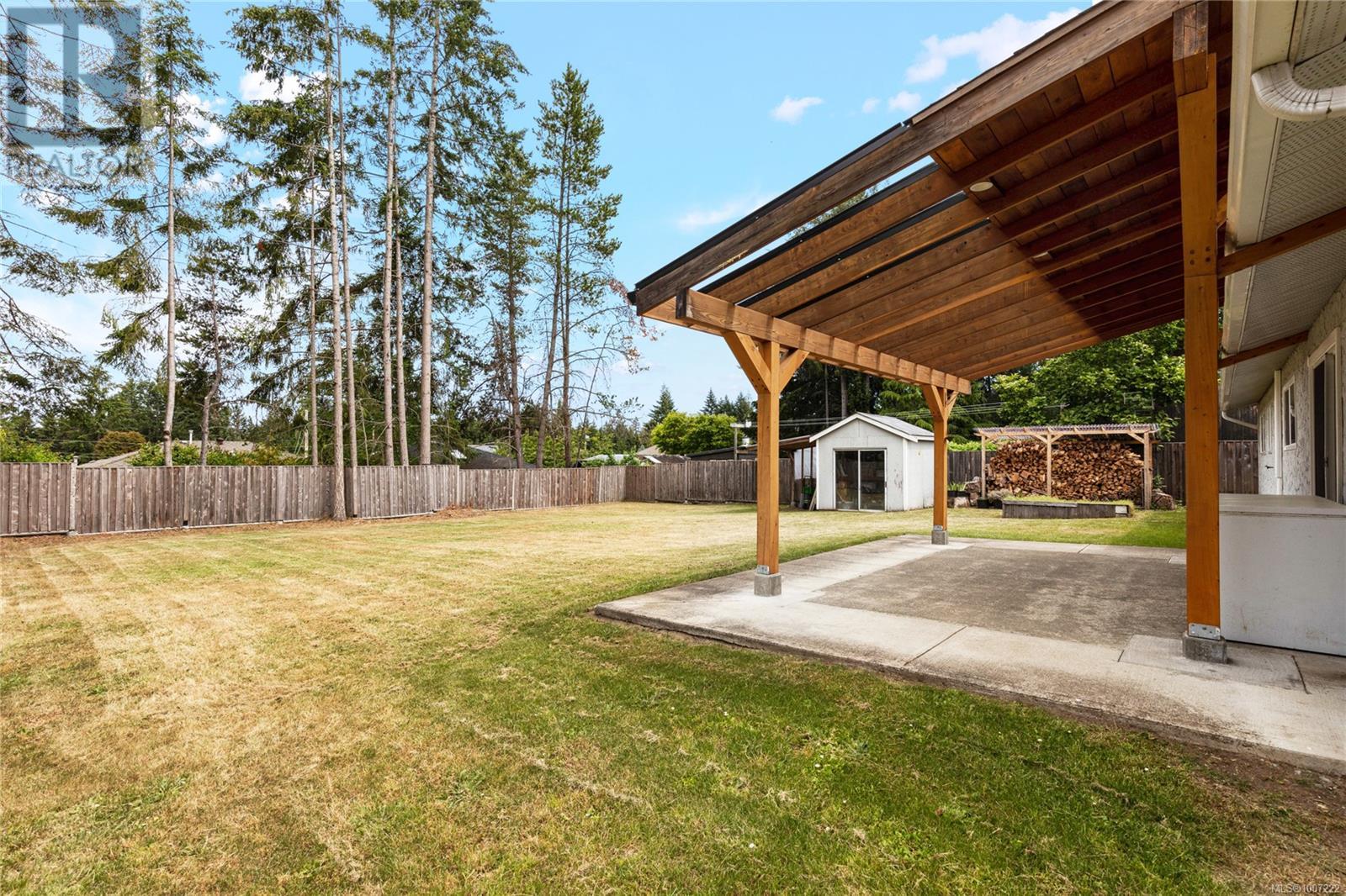 Photo 28 of 585 Tamarack Dr, Qualicum Beach BC