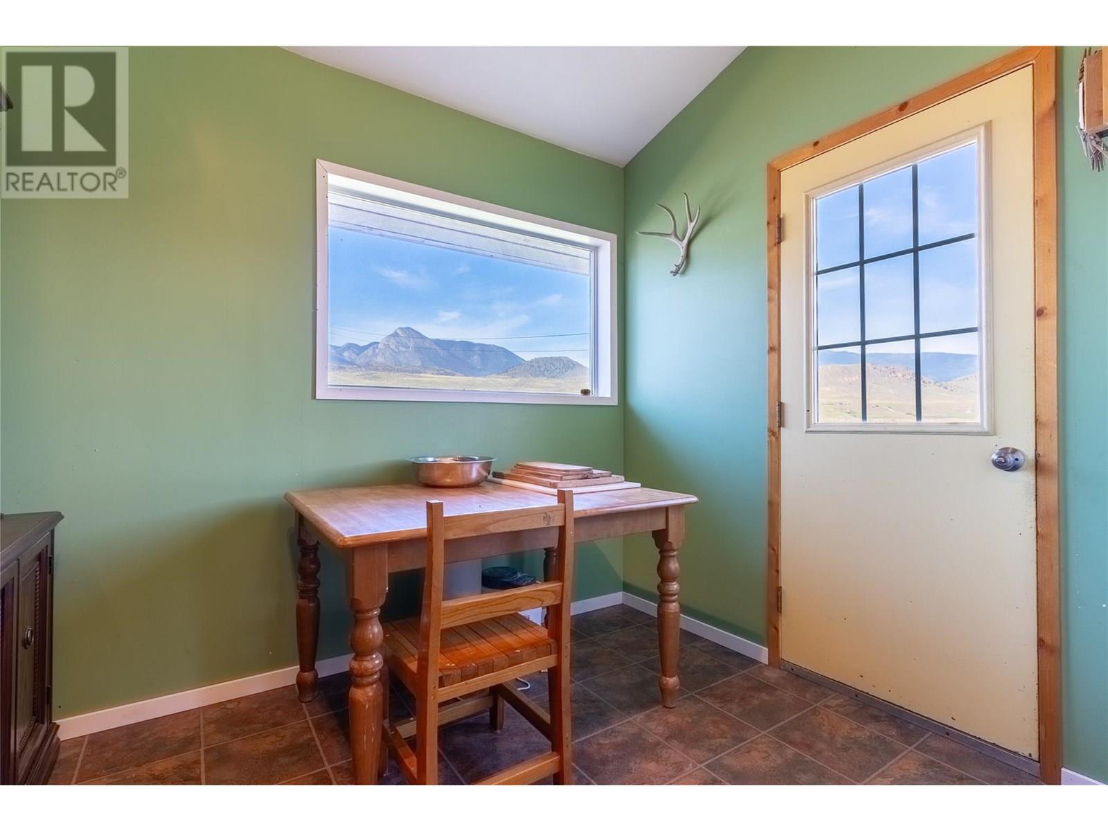 3541 Drinkwater Road, Ashcroft