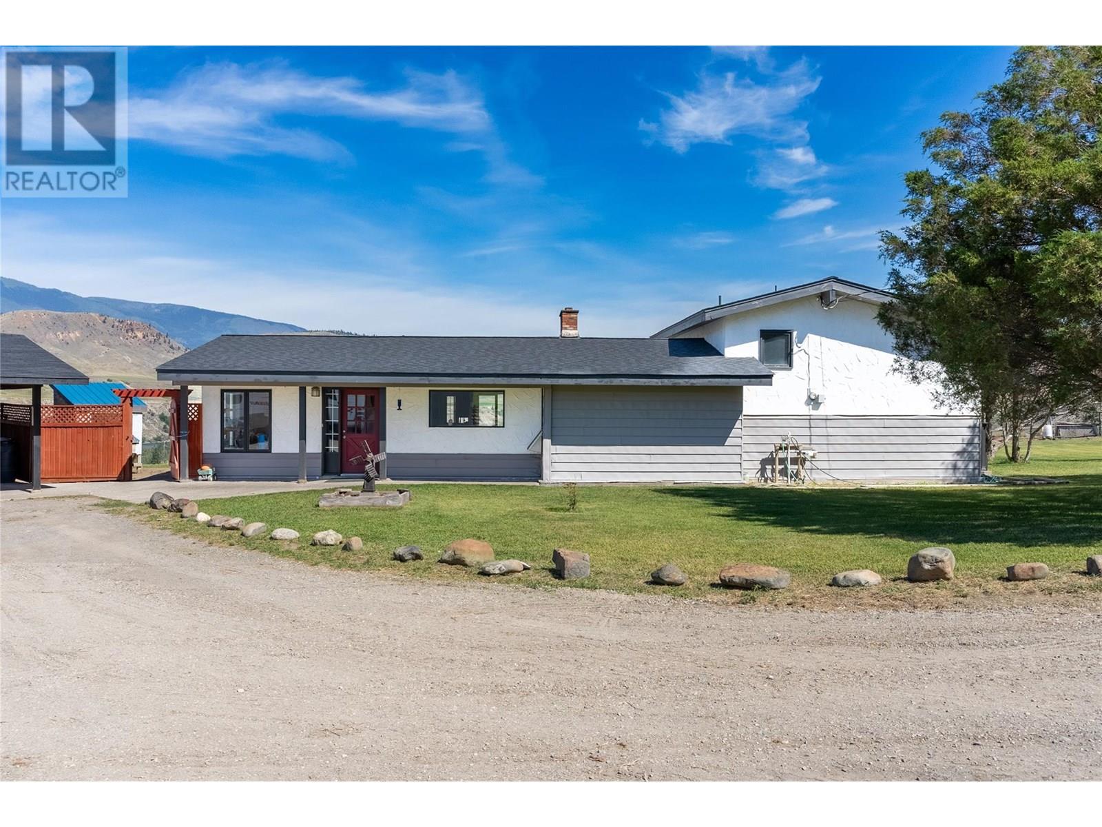 3541 Drinkwater Road, Ashcroft