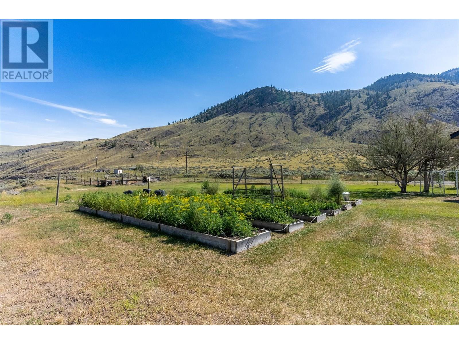 3541 Drinkwater Road, Ashcroft