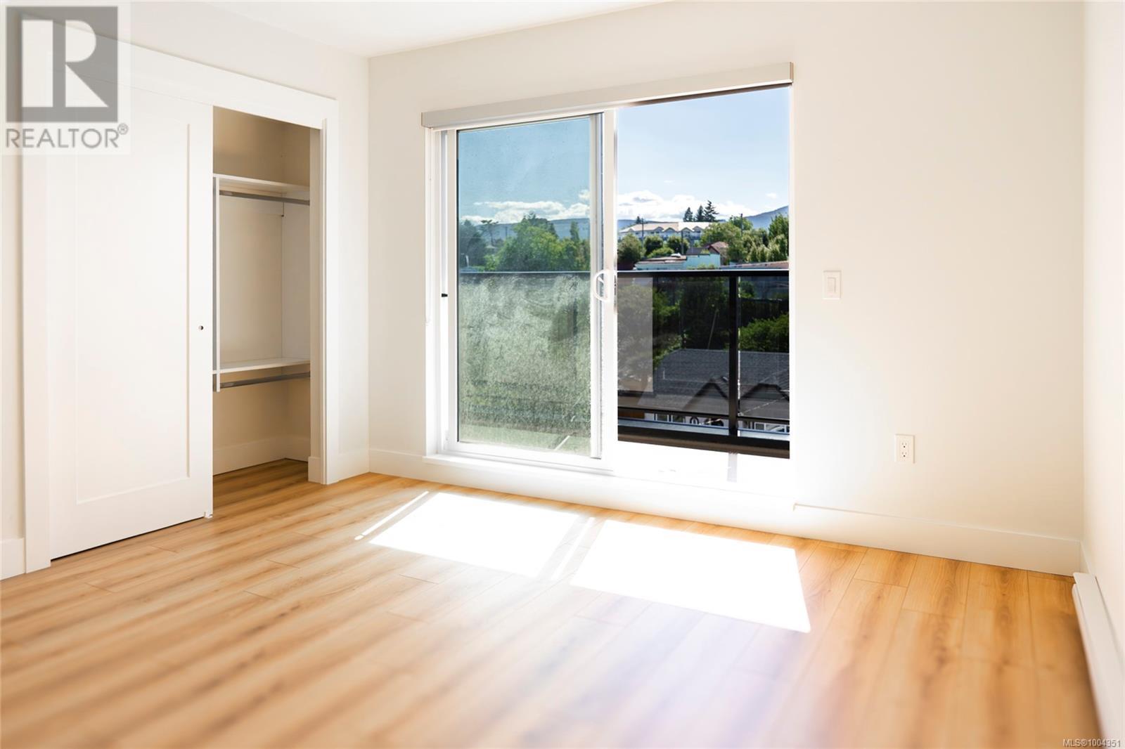 Photo 21 of 507 45 Haliburton St, Nanaimo BC