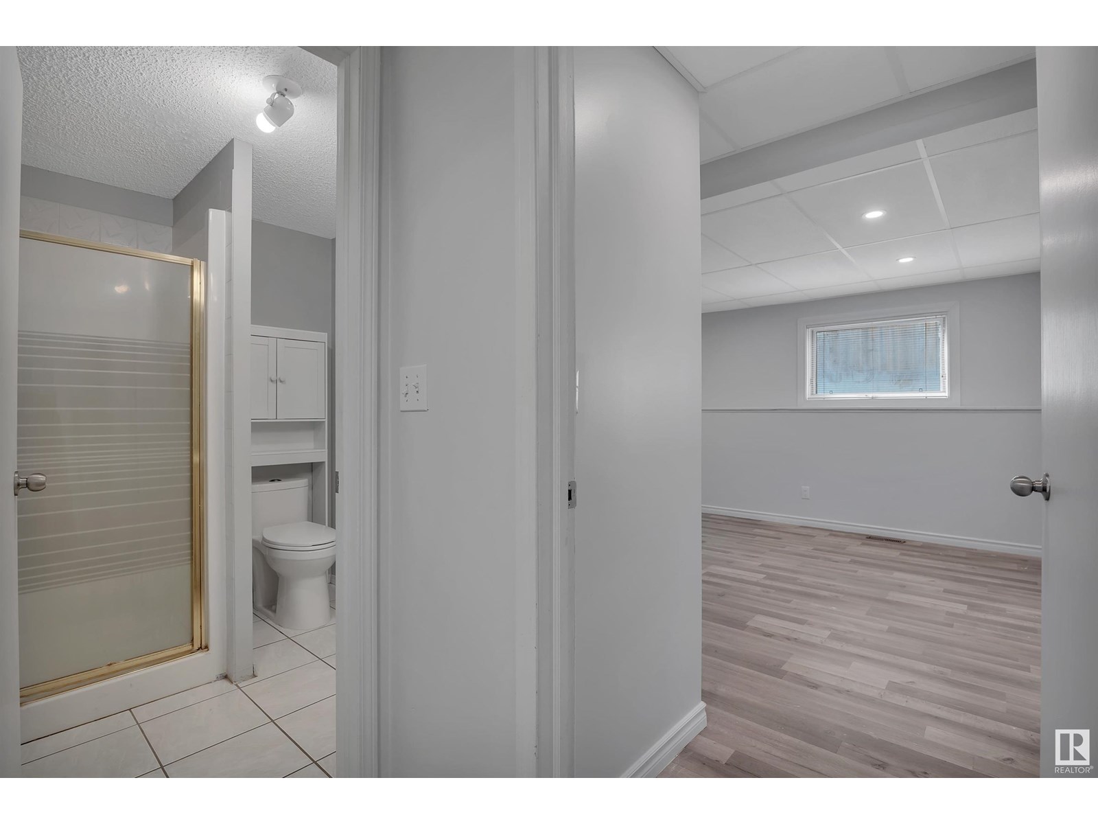 Photo 38 of 4803 59 St, Beaumont AB
