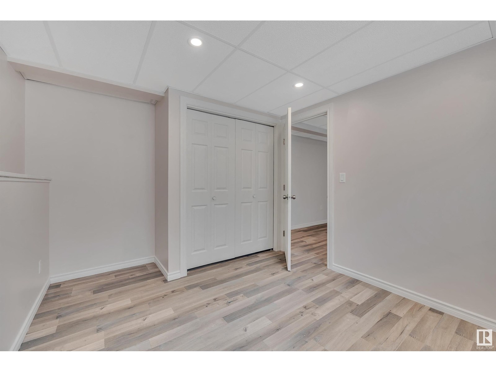 Photo 43 of 4803 59 St, Beaumont AB