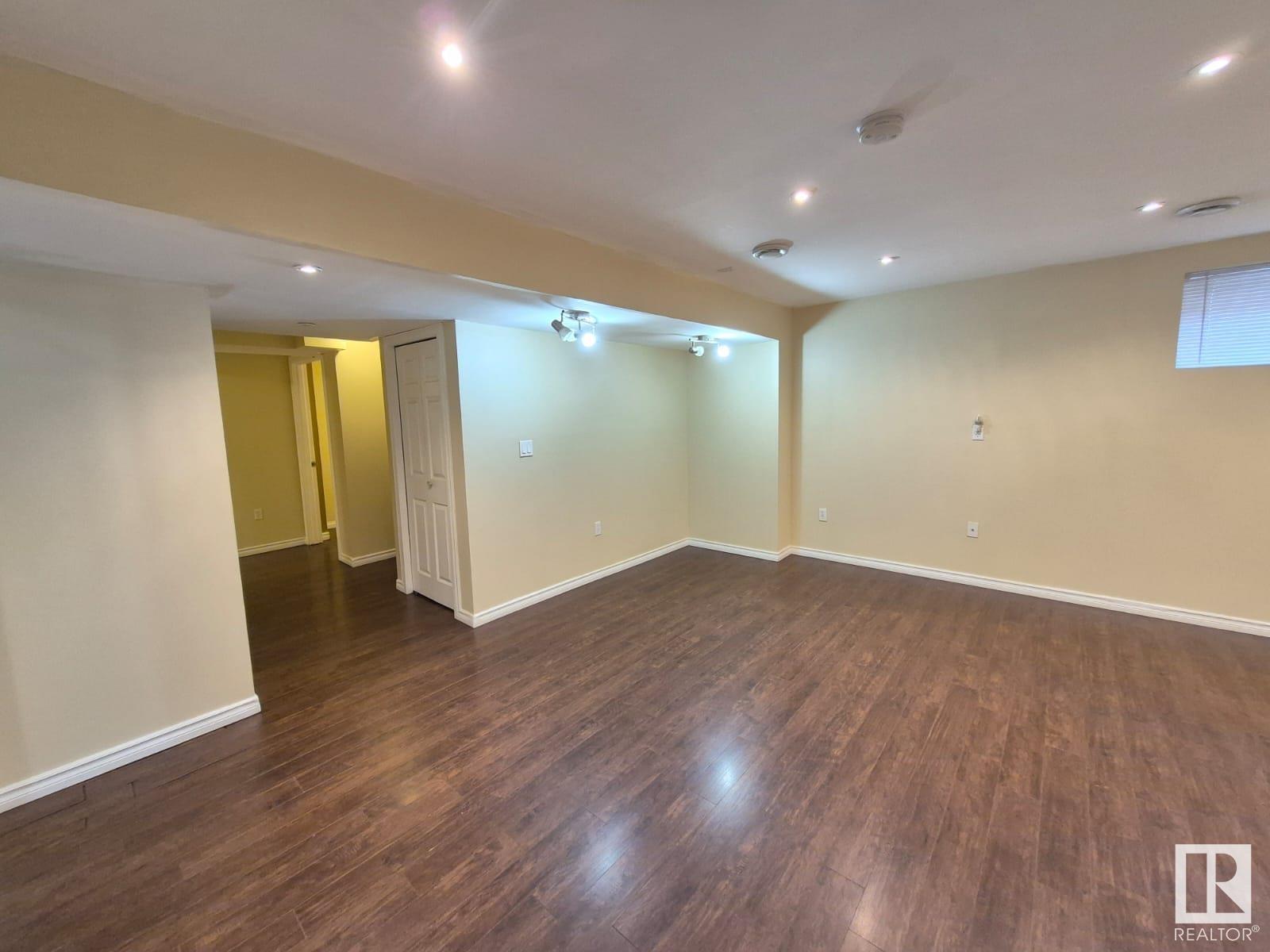 Photo 27 of 8361 Shaske Cr Nw, Edmonton AB