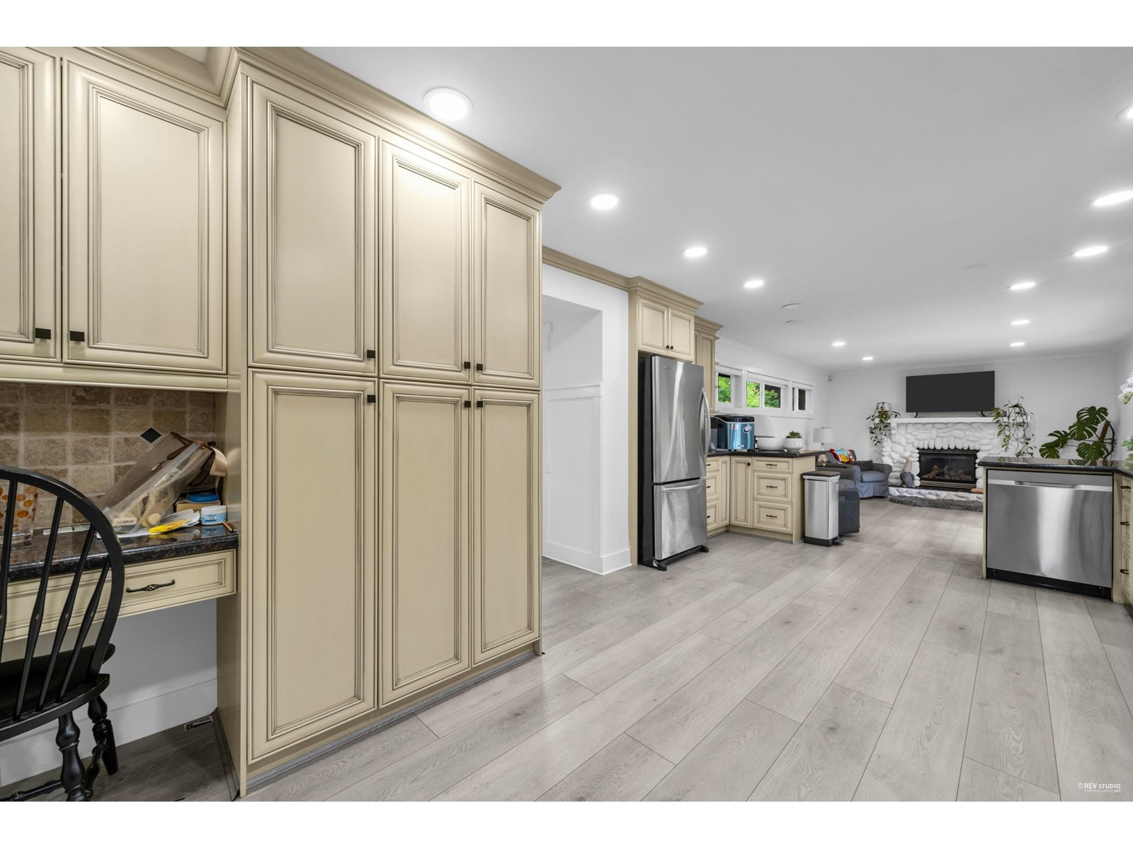Photo 25 of 13591 19 Avenue, Surrey BC