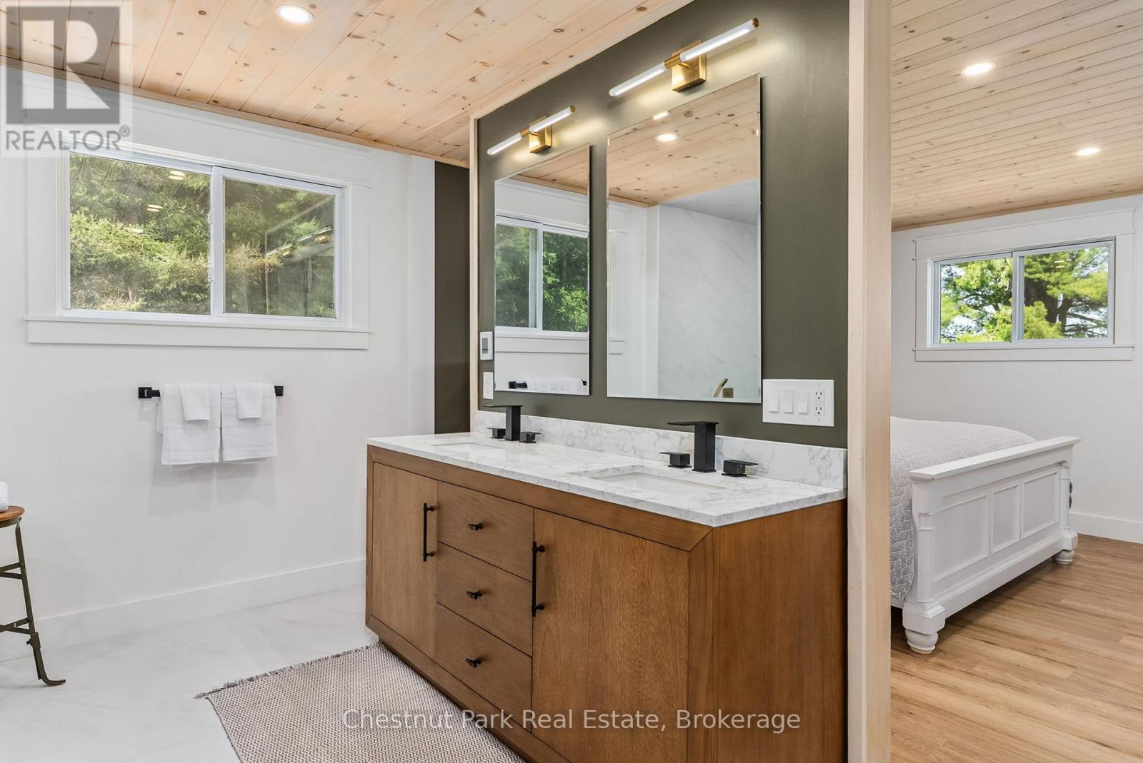 Photo 10 of 179 Rowanwood Road, Huntsville ON