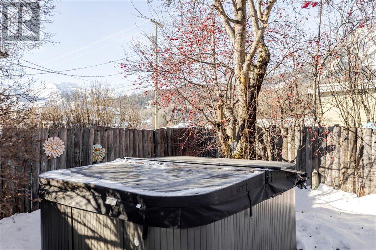 862 6th Avenue, Fernie