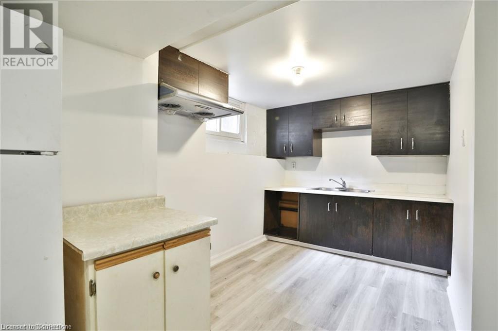 Photo 21 of 35 West 3rd Street, Hamilton ON