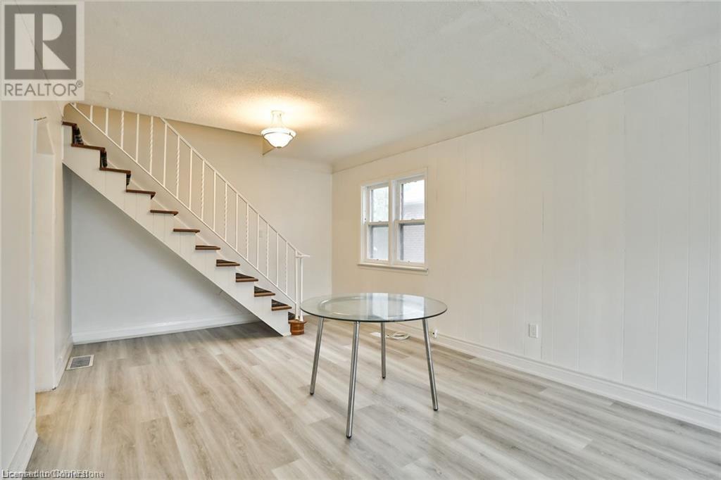 Photo 7 of 35 West 3rd Street, Hamilton ON