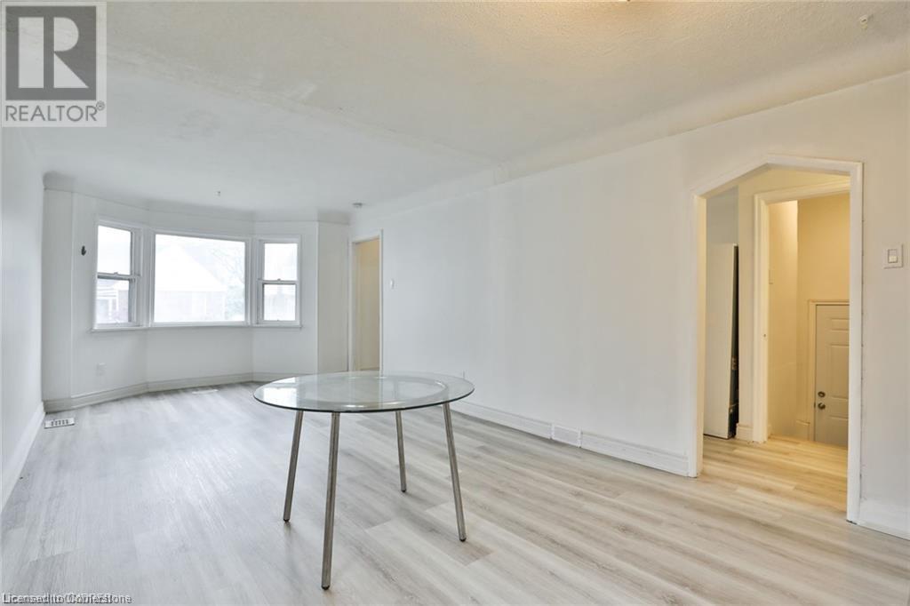Photo 8 of 35 West 3rd Street, Hamilton ON