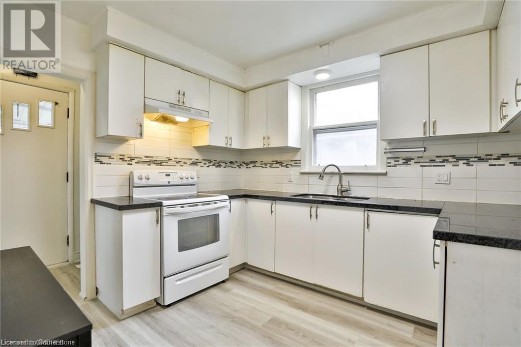 Photo 9 of 35 West 3rd Street, Hamilton ON