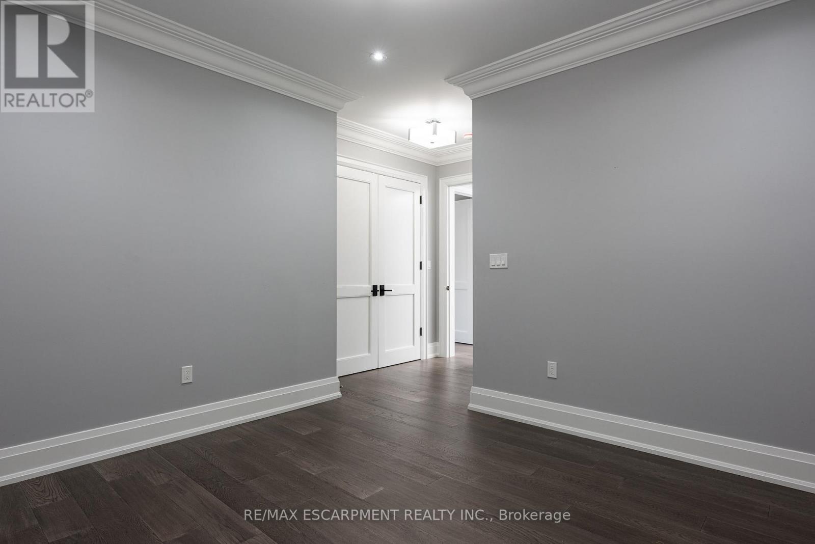 Photo 21 of 1368 Kenmuir Avenue, Mississauga ON