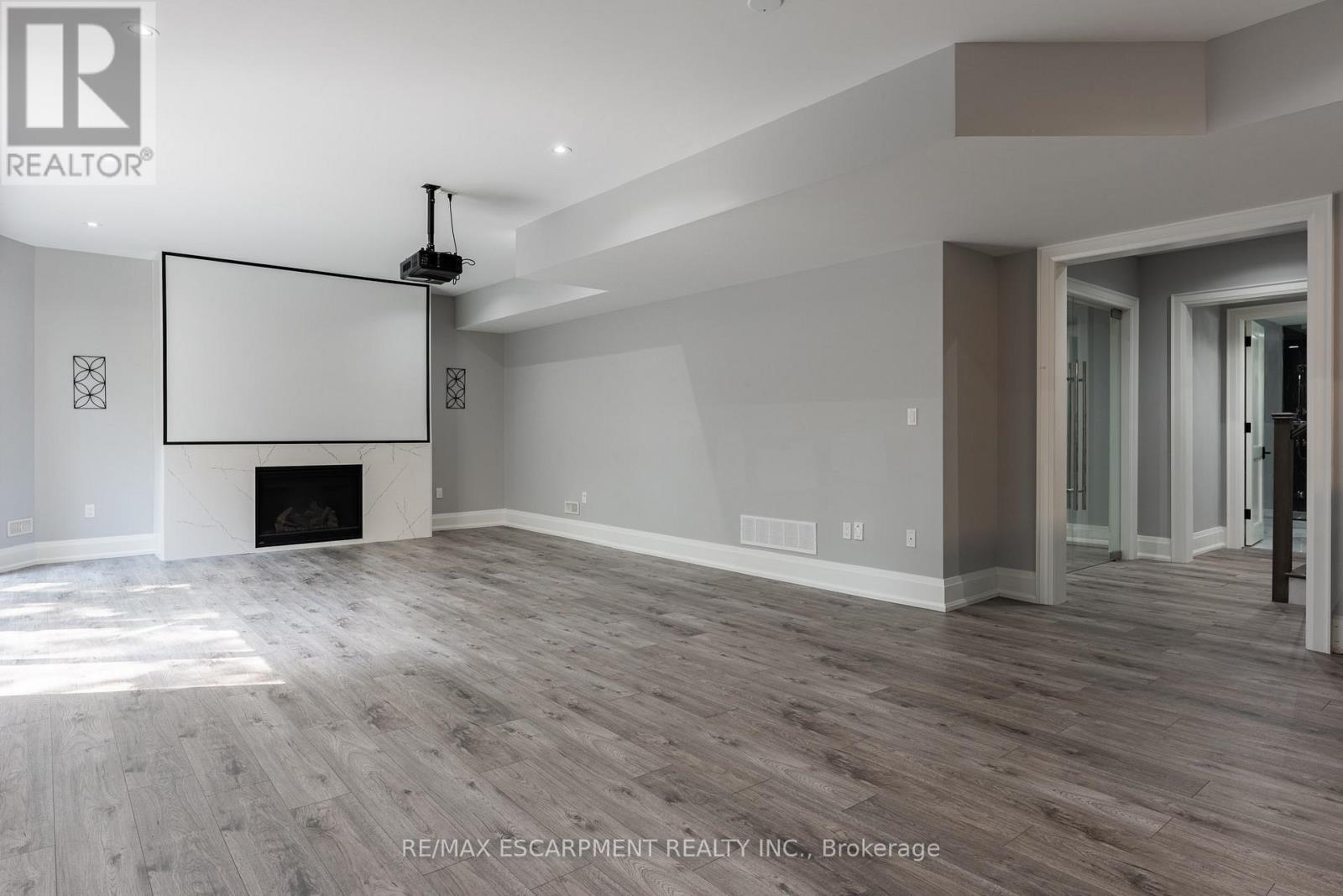 Photo 33 of 1368 Kenmuir Avenue, Mississauga ON