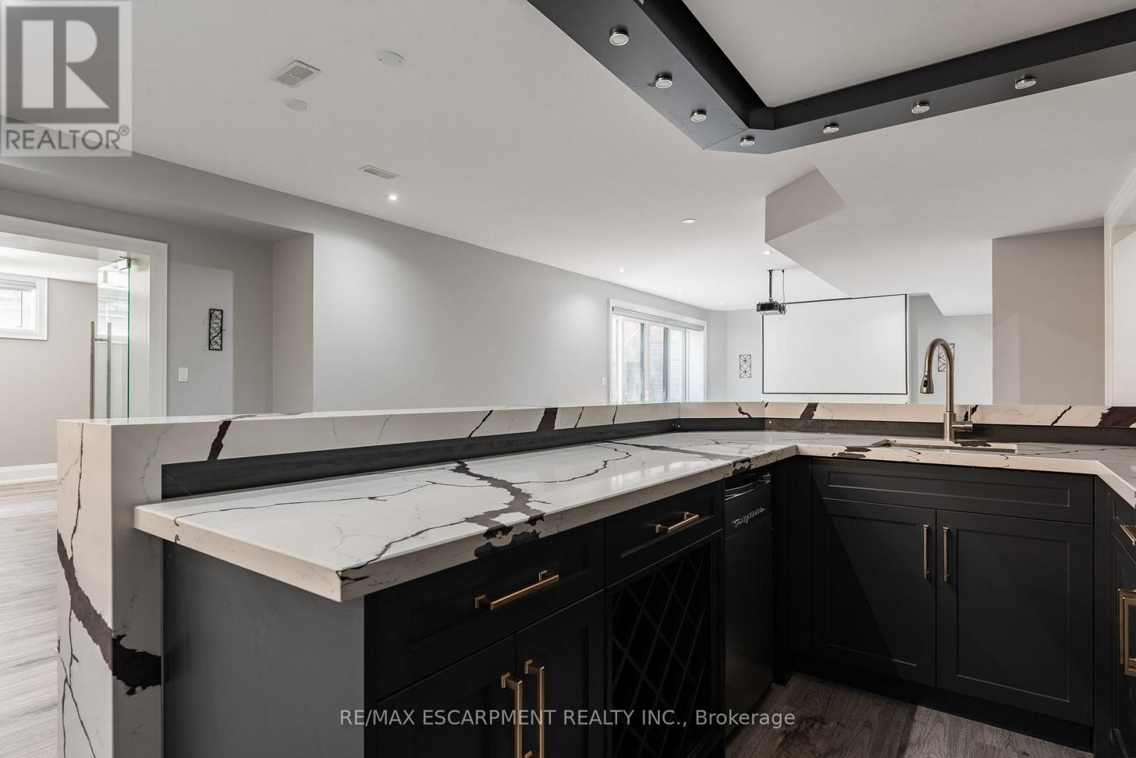 Photo 35 of 1368 Kenmuir Avenue, Mississauga ON