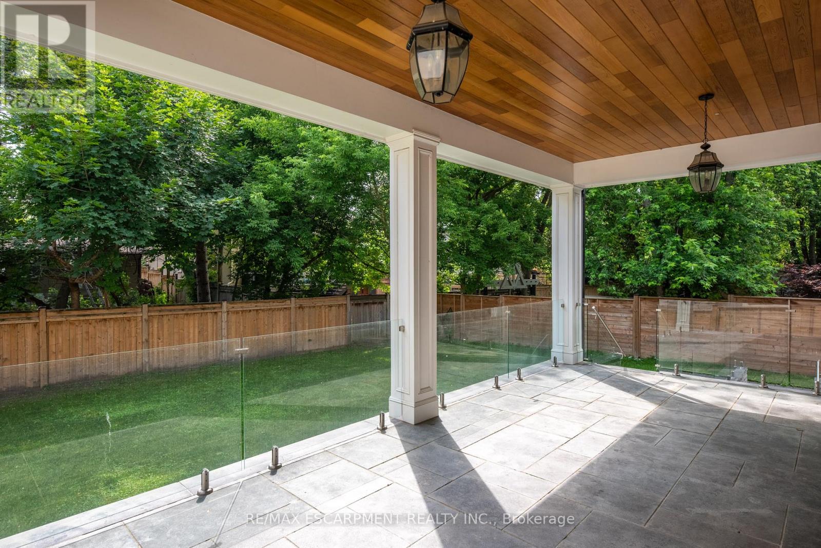 Photo 37 of 1368 Kenmuir Avenue, Mississauga ON