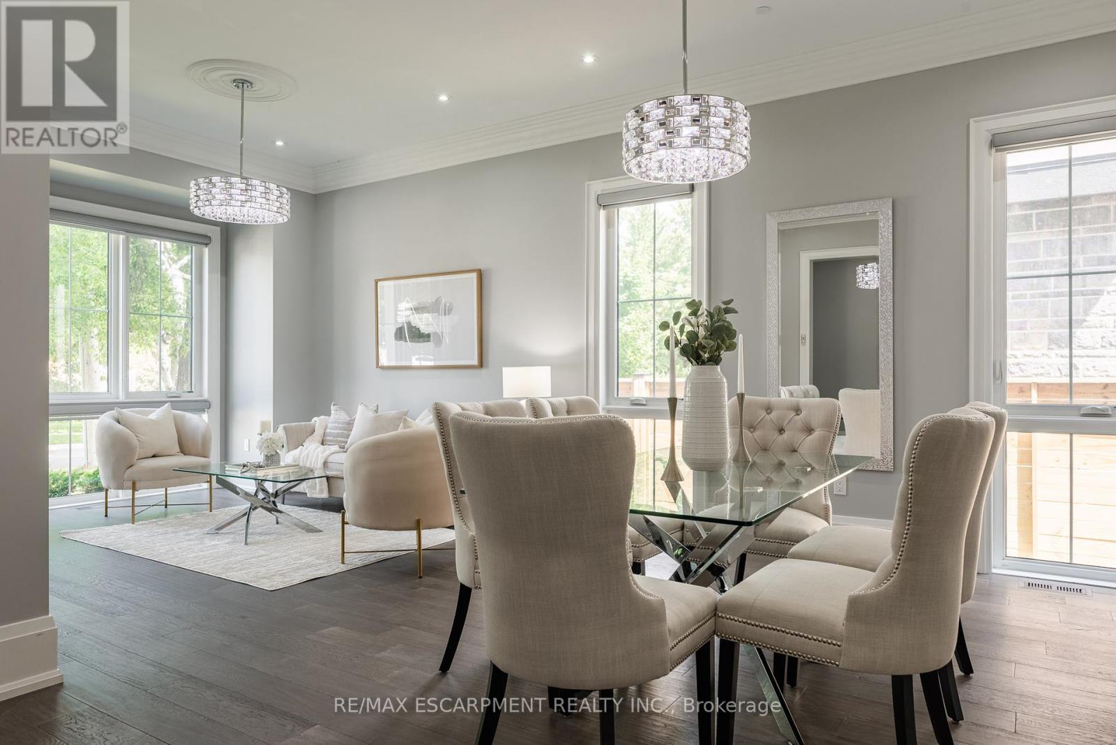 Photo 7 of 1368 Kenmuir Avenue, Mississauga ON
