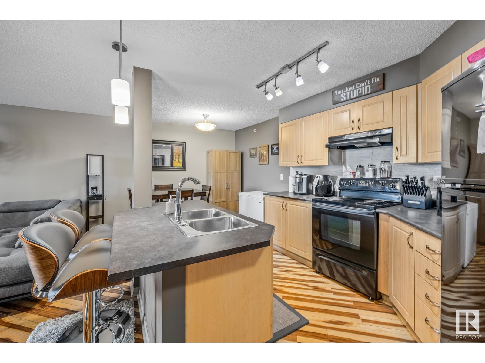 Photo 15 of 412 11449 Ellerslie Rd Sw, Edmonton AB