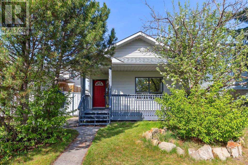 Single Family House 4 Level for Sale in  Coventry Place NE Coventry Hills Calgary 