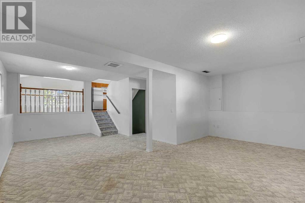 Single Family House 4 Level for Sale in  Coventry Place NE Coventry Hills Calgary 