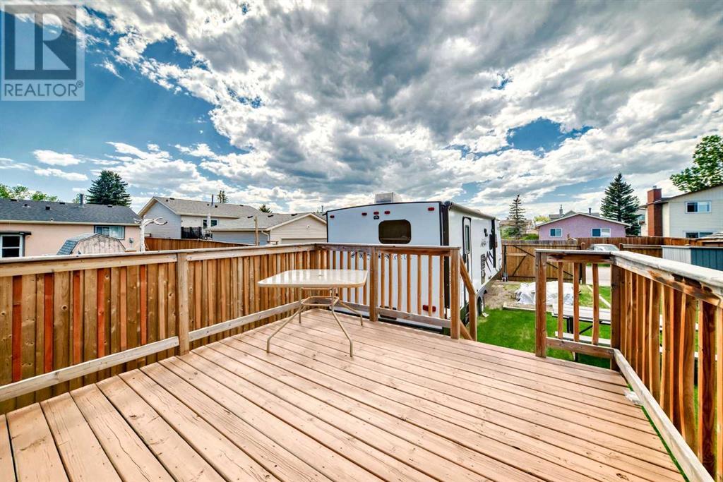 Single Family House Bungalow for Sale in  Castledale Crescent NE Castleridge Calgary 