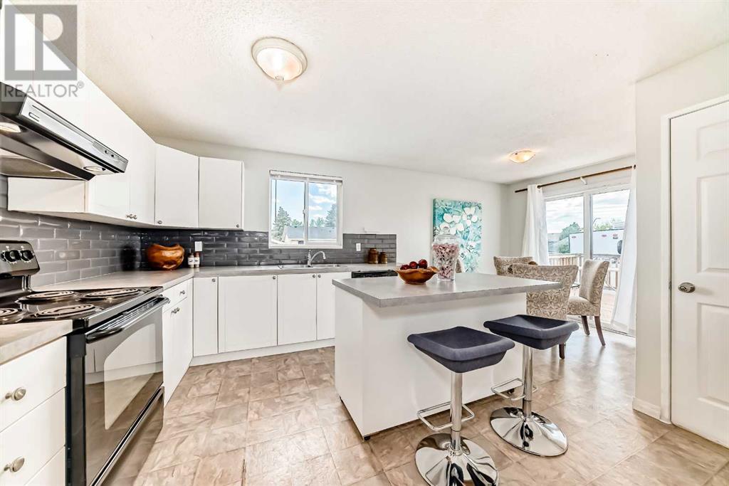 Single Family House Bungalow for Sale in  Castledale Crescent NE Castleridge Calgary 