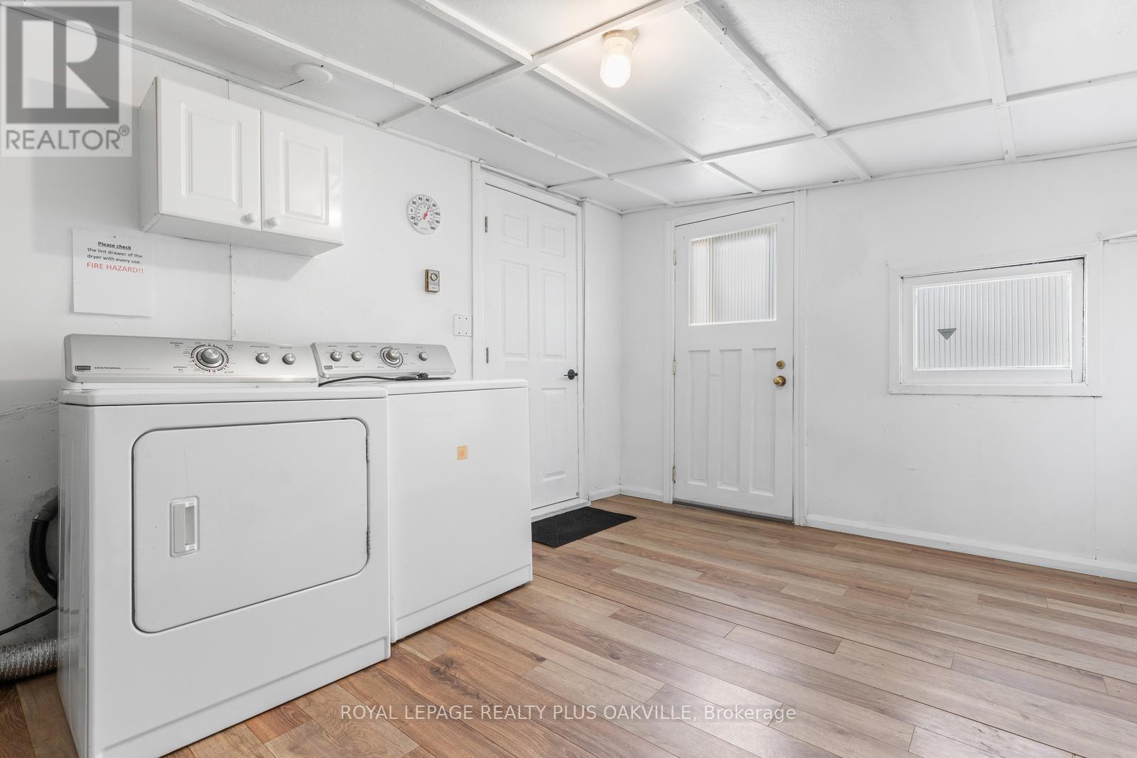 Photo 20 of 213 Darling Street, Brantford ON