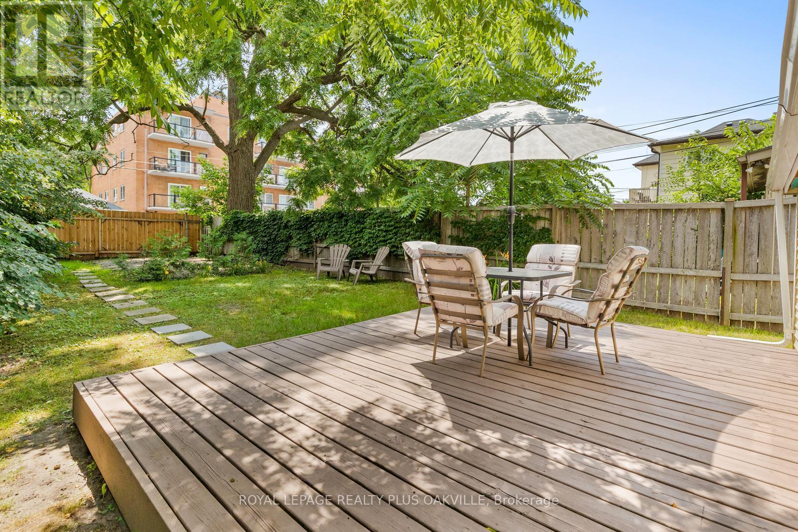 Photo 28 of 213 Darling Street, Brantford ON