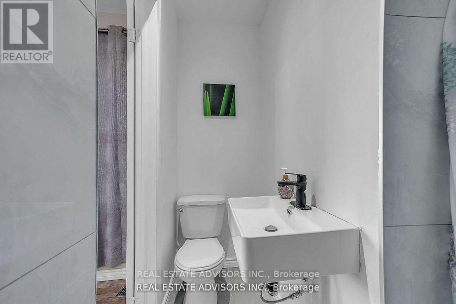 Photo 10 of 1633 Station Road, Kingston ON