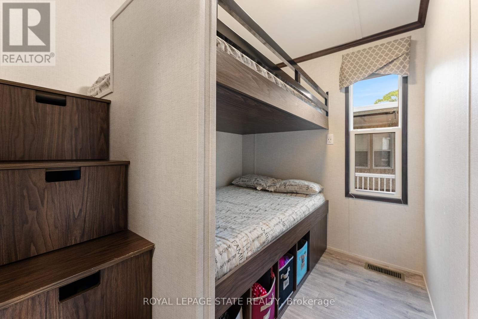 Photo 6 of 213 490 Empire Road, Port Colborne ON