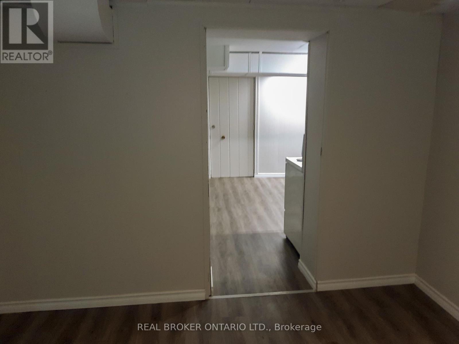 Photo 4 of 7617 Flewellyn Road, Ottawa ON