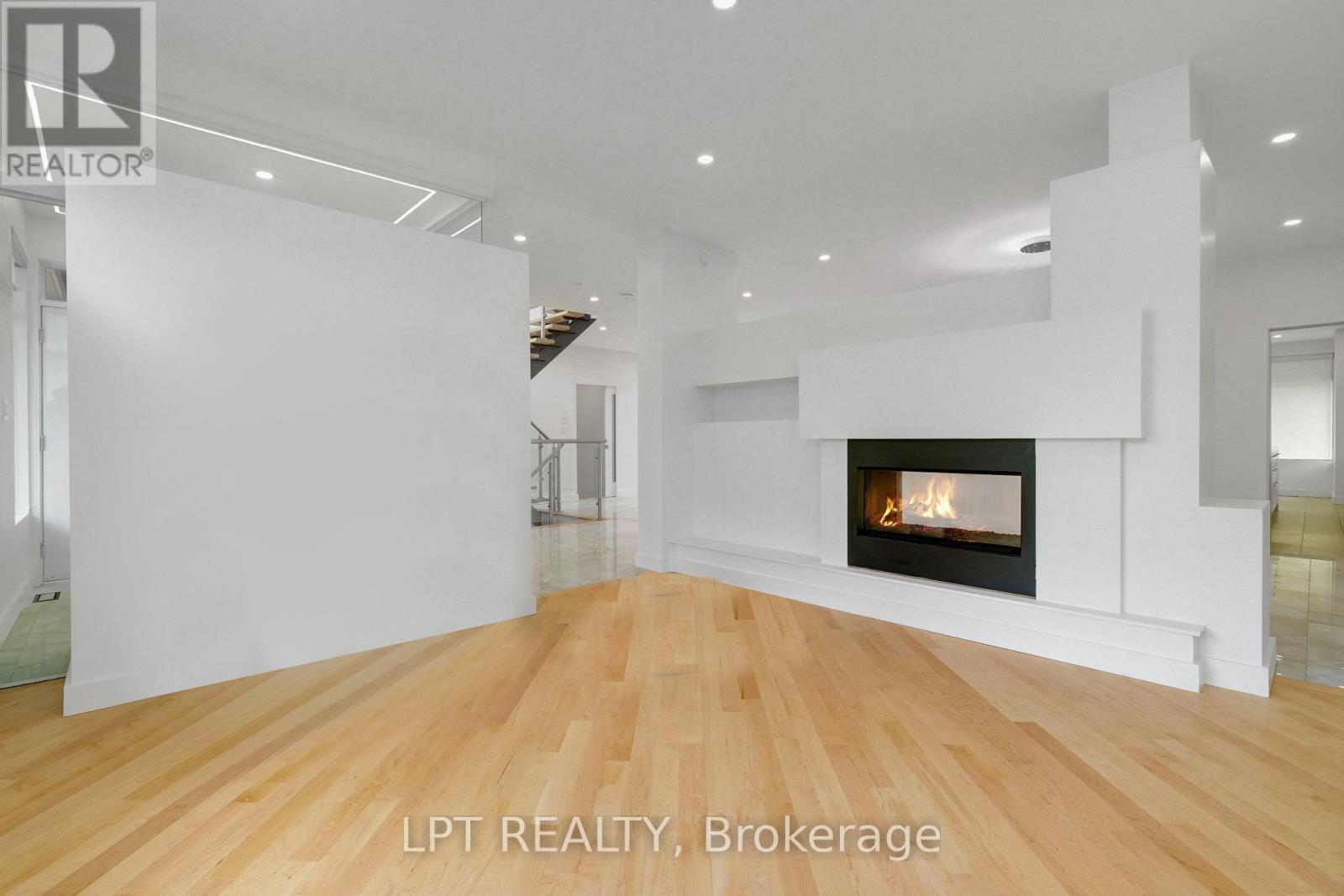 Photo 22 of 298 Crestview Road, Ottawa ON