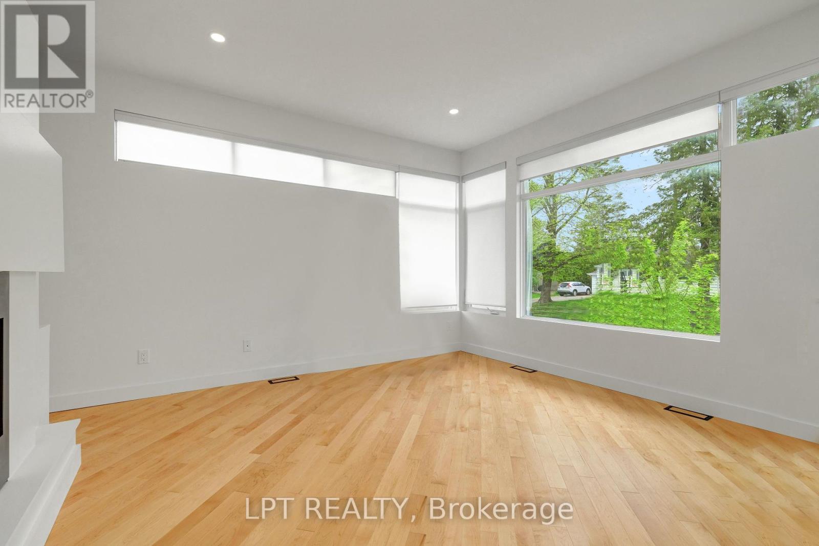 Photo 39 of 298 Crestview Road, Ottawa ON