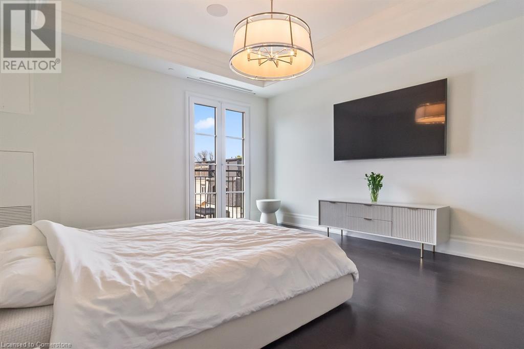 Photo 13 of 300 Randall Street Unit 303, Oakville ON