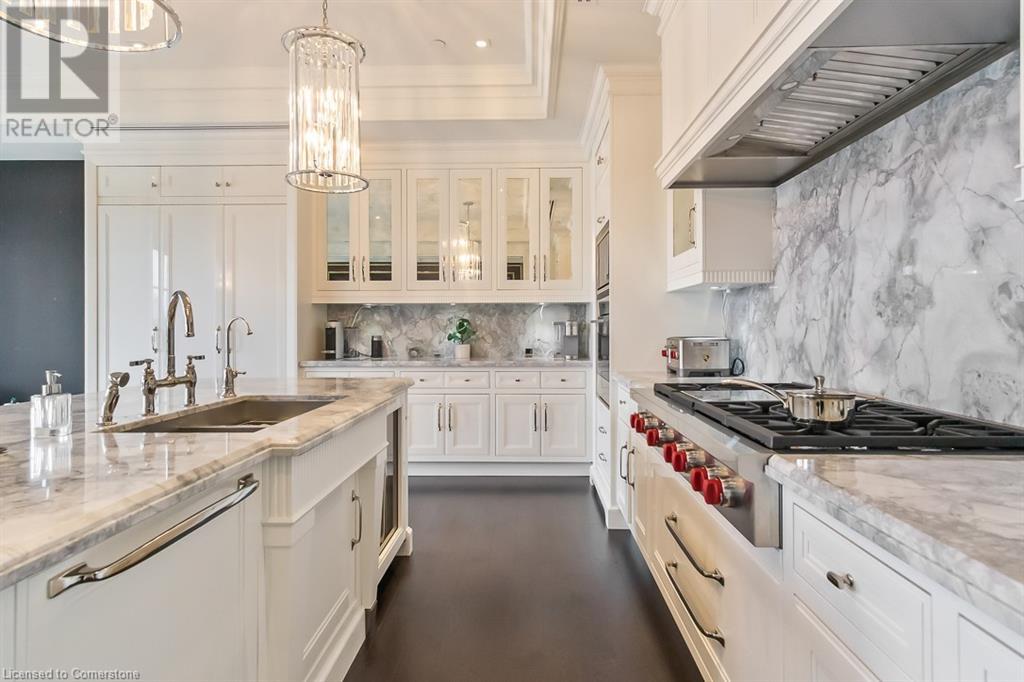 Photo 11 of 300 Randall Street Unit 303, Oakville ON