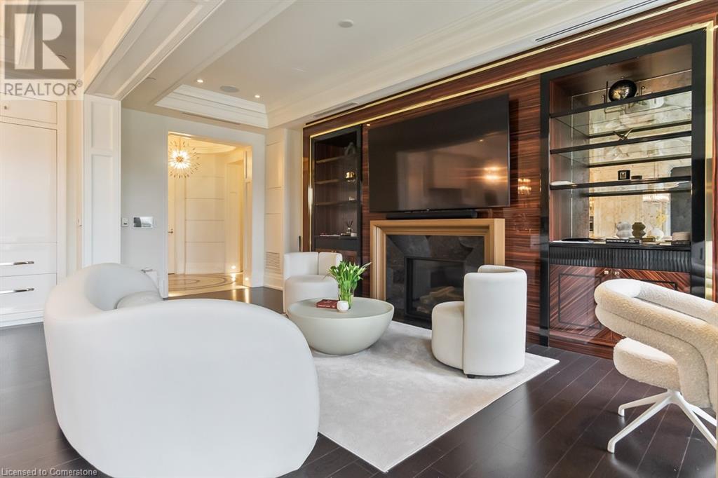 Photo 6 of 300 Randall Street Unit 303, Oakville ON