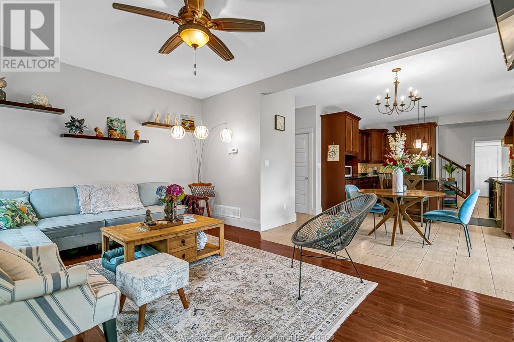 Photo 12 of 1380 Maple Avenue, Lasalle ON