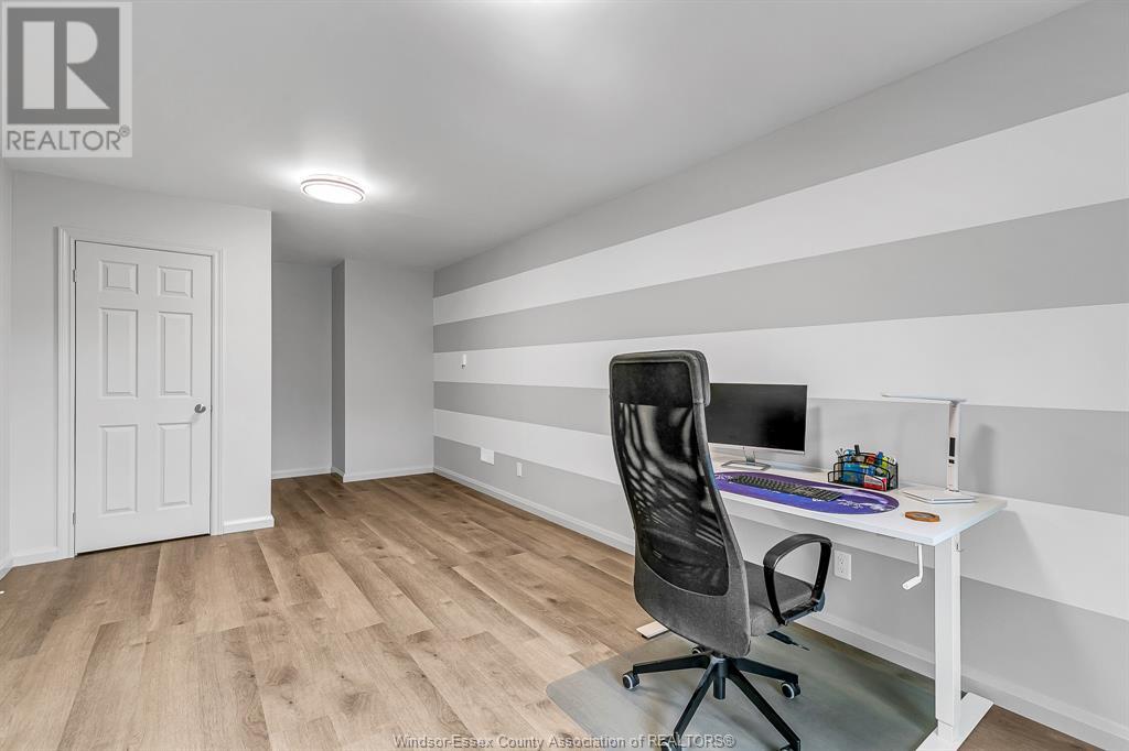 Photo 31 of 1380 Maple Avenue, Lasalle ON
