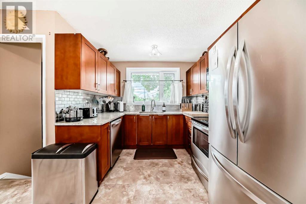 Single Family House Bungalow for Sale in   Avenue NW Huntington Hills Calgary 