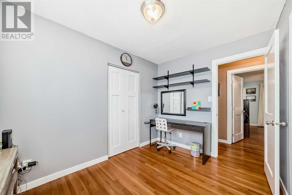 Single Family House Bungalow for Sale in   Avenue NW Huntington Hills Calgary 