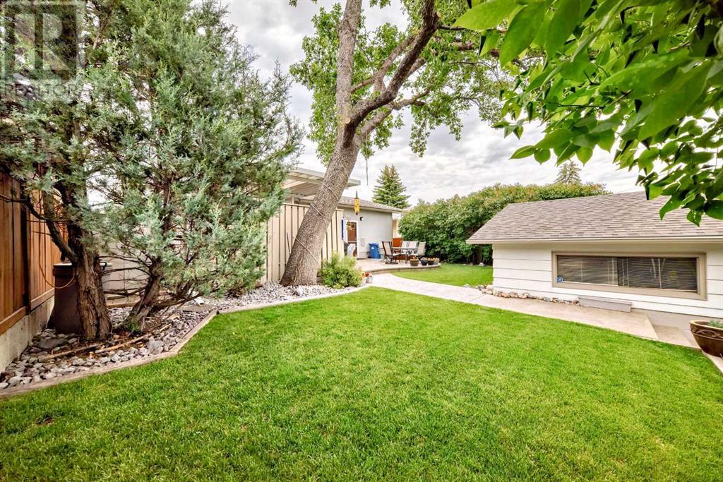 Single Family House Bungalow for Sale in   Avenue NW Huntington Hills Calgary 