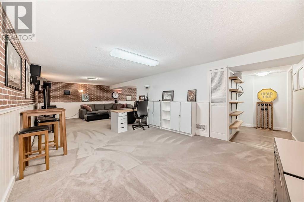 Single Family House Bungalow for Sale in   Avenue NW Huntington Hills Calgary 